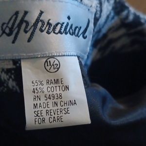 Ladies black and white Blazer